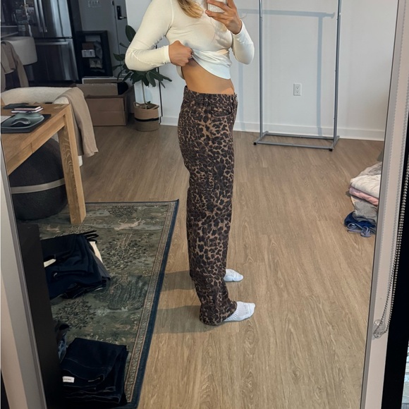 AF The Baggy low rise cheetah print jeans in curve love - Picture 5 of 6